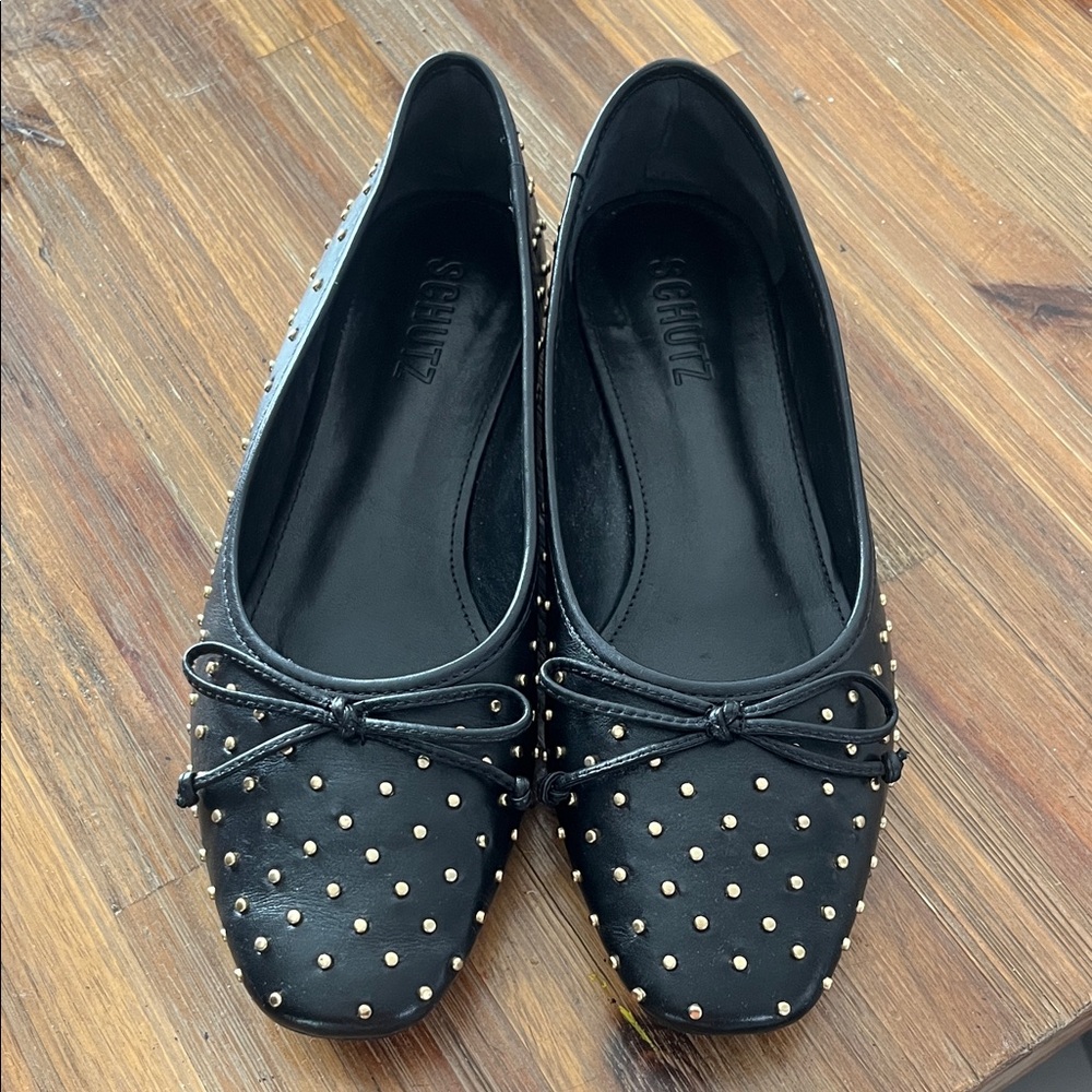 SCHUTZ Black Gold Studded Ballet Flats Size 6 EUC